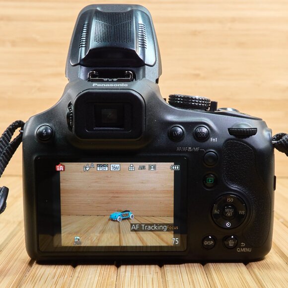 Panasonic Lumix DMC-FZ70 16.1 MP Digital Camera, with 60x Optical Zoom, Full HD - Picture 4 of 8